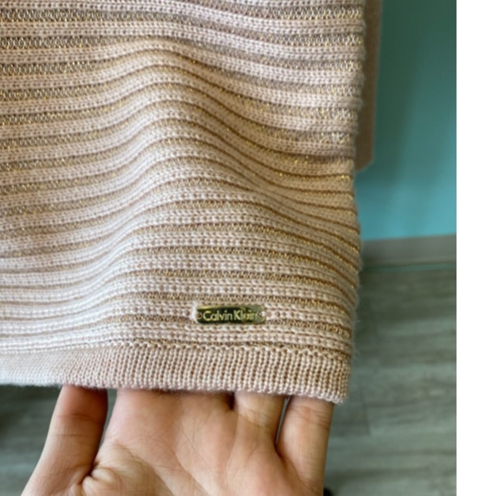 Calvin Klein Spring Sweater Bundle- Small - Picture 12 of 13
